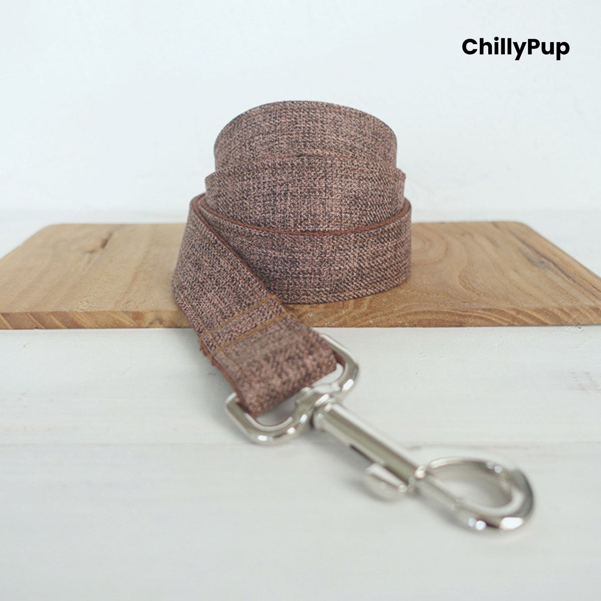 Brown Suit Dog Lead - Classic Textured Design
